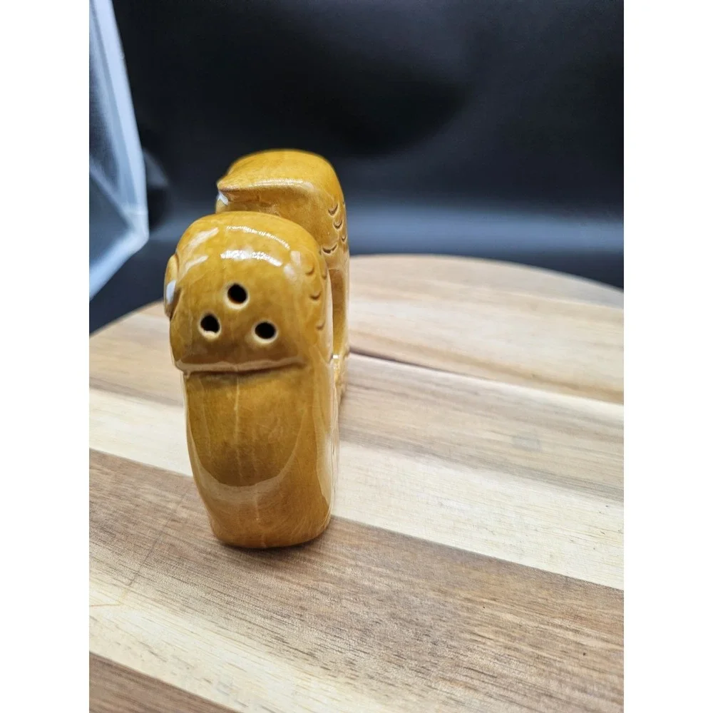 Vintage‎ Owls Joined Pair Salt & Pepper Shaker Made In Japan Some Paint Wear